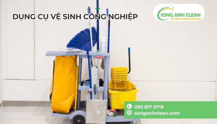 Dung-cu-ve-sinh-nha-xuong